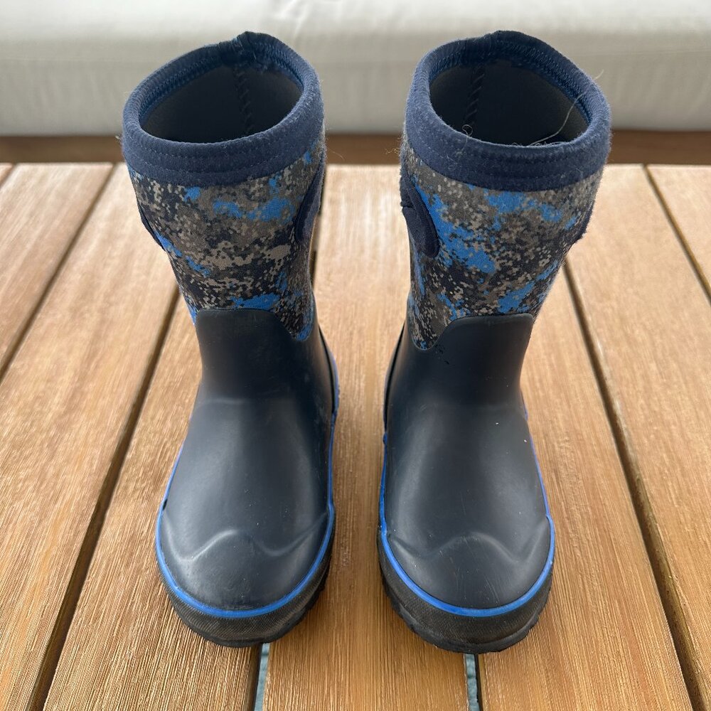 Bogs Boys Insulated Snow Boots Size 8